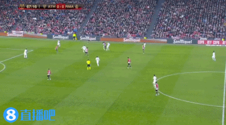 CBA：上海男篮主场大胜同曦